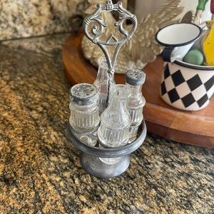Vintage Miniature Cruet Set In Silver & Glass Detail
